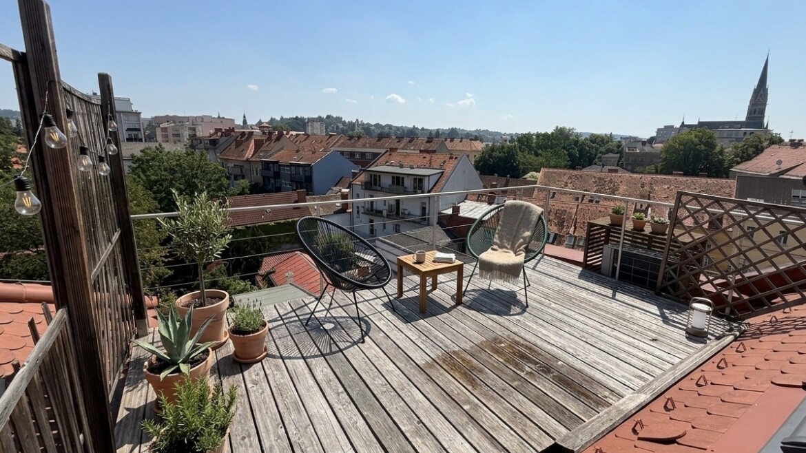 Großzügige Altbauwohnung mit Dachterrasse in begehrter Grazer Wohnlage
